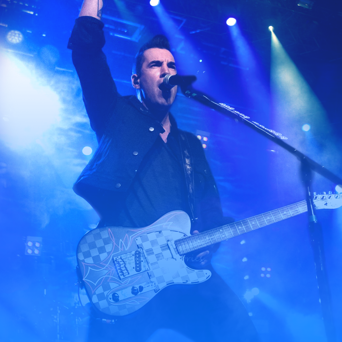Theory Of A Deadman & Sevendust